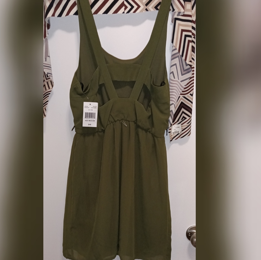 🆕 dress❤ 👗 - Picture 3 of 5